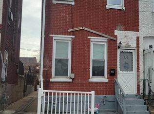 736 Windsor St, Reading, PA 19604