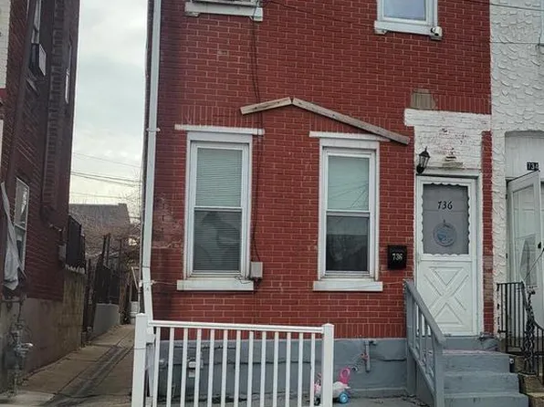736 Windsor St, Reading, PA 19604