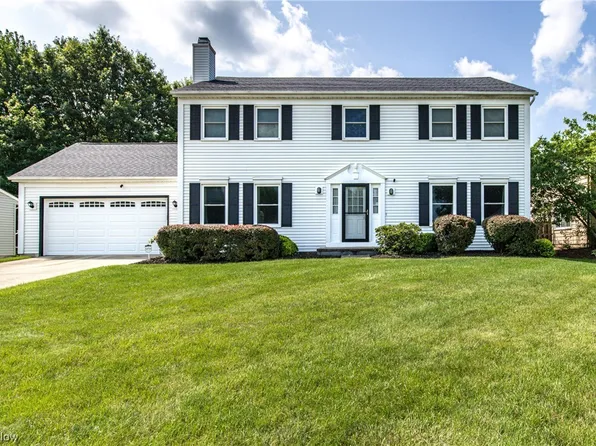 14559 Bennington Dr, Strongsville, OH 44136