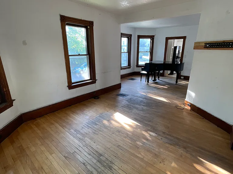 108 Buell St — Photo 7