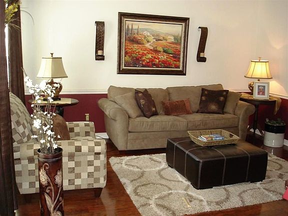 5th image of 4124 Knollcrest Cir N
