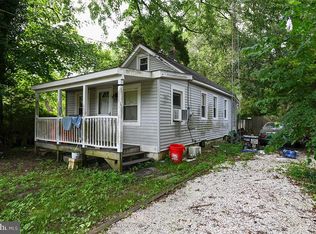 8 Middle St, Heislerville, NJ 08324