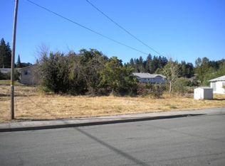 2028 Hubbard Ln, Grants Pass, OR 97527