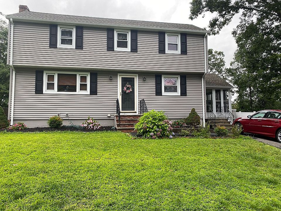 1st image of 30 Rumford Park Ave