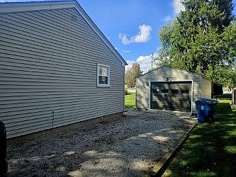 3rd image of 1155 Hartzell St