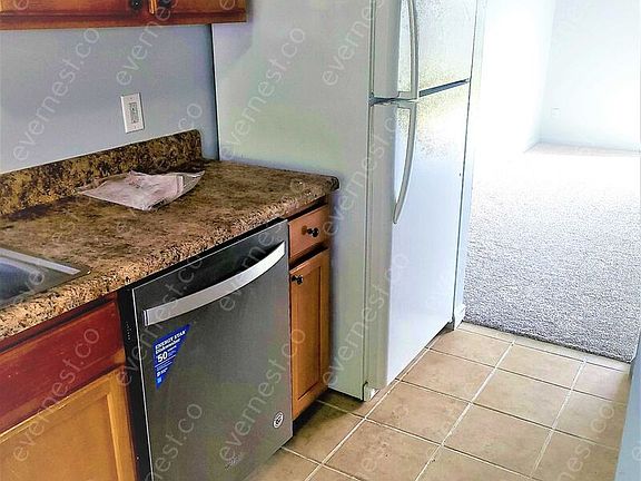 4th image of 154 Delmar Ln APT E
