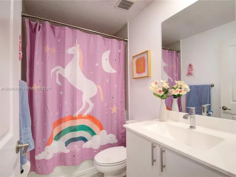 4534 NW 83rd Ave — Photo 27