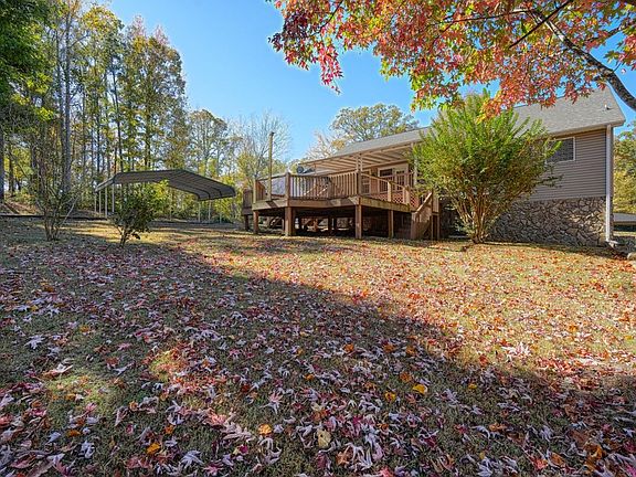 4th image of 245 Gaston Dr