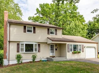 14 Bluefield Dr, East Hartford, CT 06118