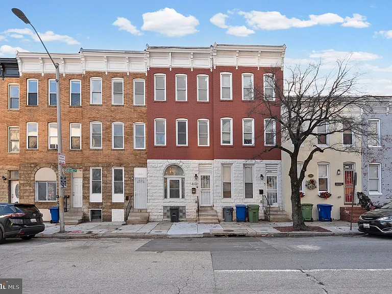 2532 Druid Hill Ave — Photo 2