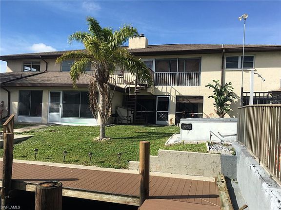 4th image of 227 Cape Coral Pkwy W