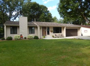 2309 115th St E, Burnsville, MN 55337