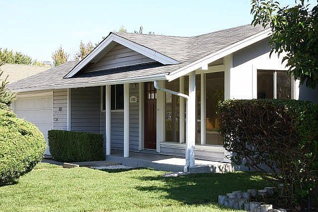 1st image of 1742 Sycamore Dr