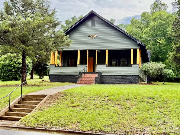 32 Pinecrest Ave, Great Falls, SC 29055