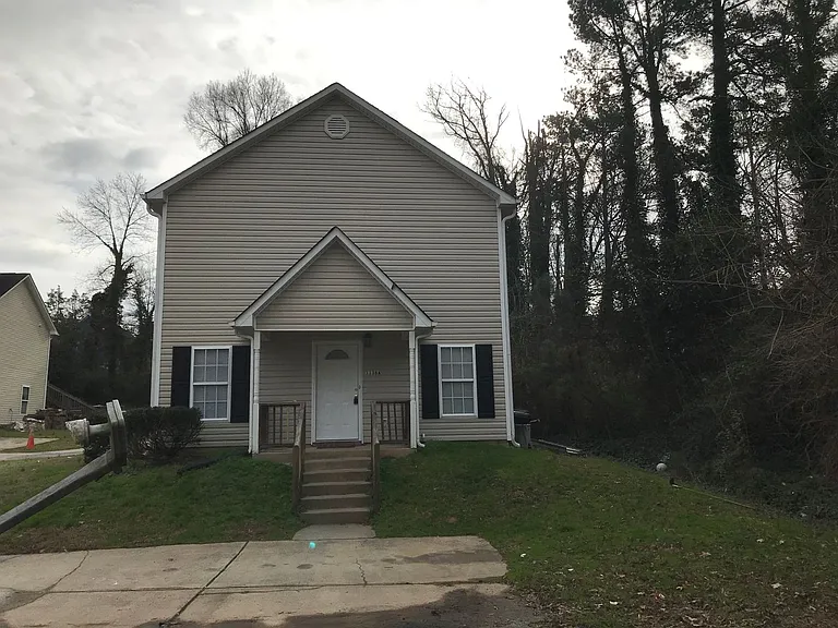 1136 Drew St — Photo 17