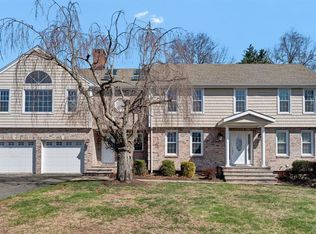 325 Fox Hill Road, Wethersfield, CT 06109