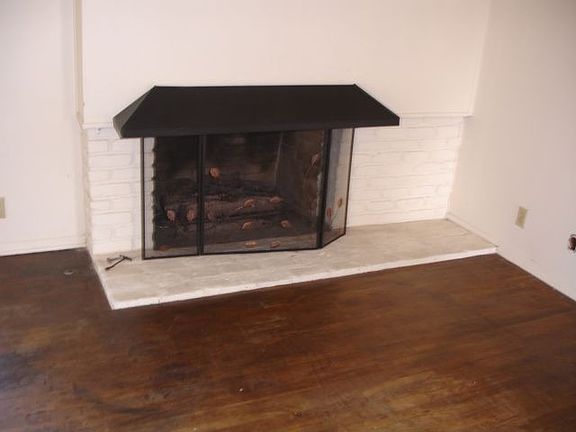 4th image of 8025 Canna Cir