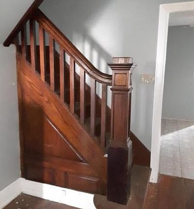 4th image of 718 N 18th St