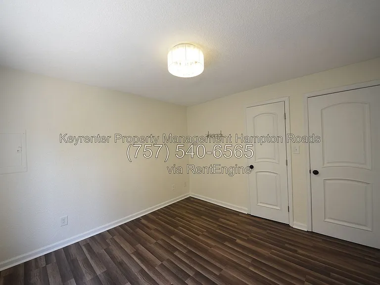9716 7th Bay St #301 — Photo 15