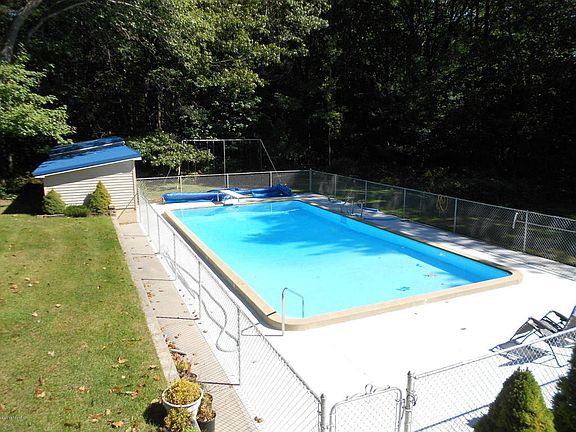 2nd image of 1686 N Lakeshore Dr