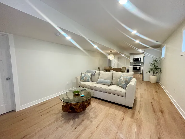 2442 Carrollton Ave #B — Photo 6