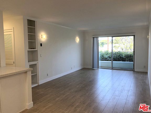 5th image of 1440 23rd St APT 217