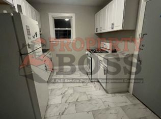 1502 Broadway St #4B, East Chicago, IN