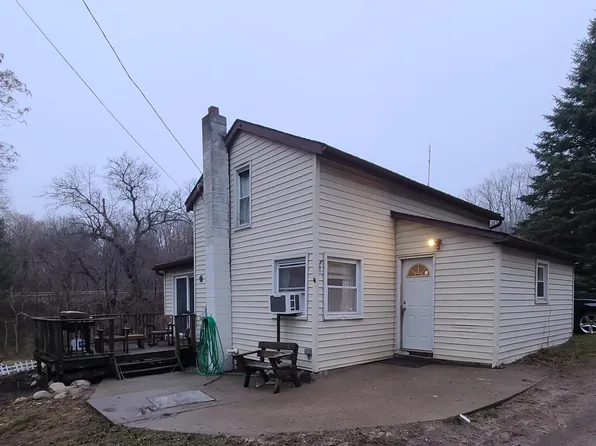 258 E High St, Metamora, MI 48455