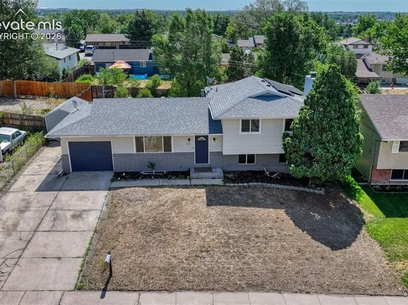 2011 Montezuma Dr, Colorado Springs, CO 80910