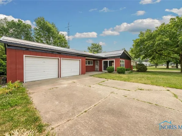 1090 Glenwood Ave, Napoleon, OH 43545