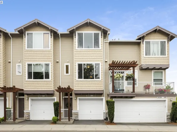 15250 SW Sparrow Loop Unit 104, Beaverton, OR 97007