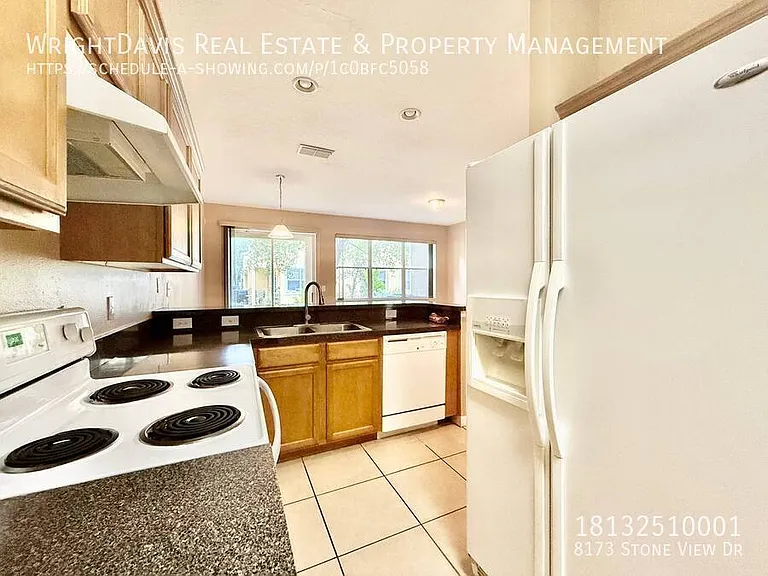 8173 Stone View Dr — Photo 10