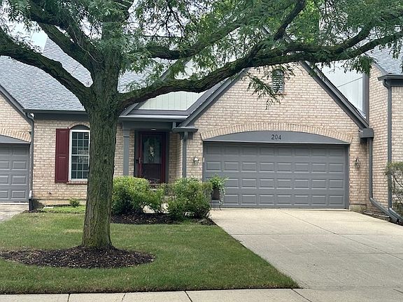 2nd image of 204 Lorraine Cir