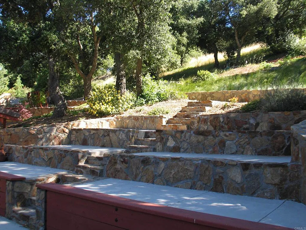 1 bed, 500 sqft, $1,800 — Photo 4