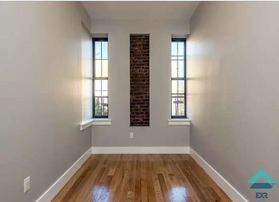 Rented by Greenrock Management | media 15