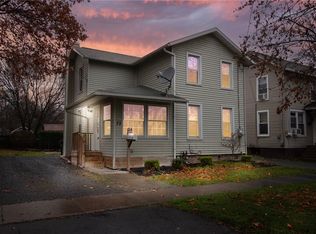 72 Saltonstall St, Canandaigua, NY 14424