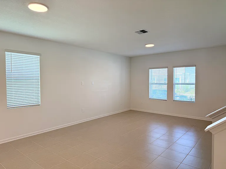 749 Honeyrock St — Photo 5