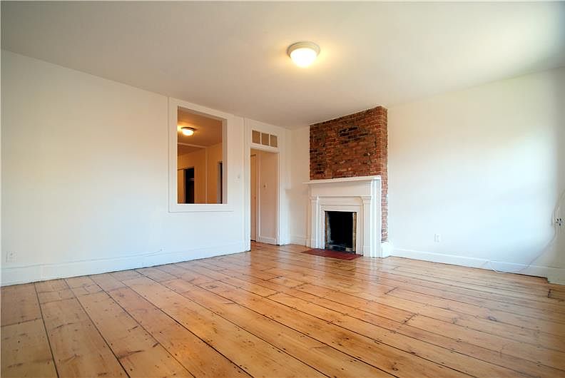 1st image of 165 9th Ave APT 4