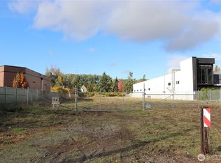 23809 W Valley Hwy S, Kent, WA 98032