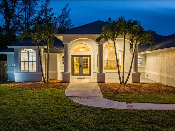 11066 46th Pl N, West Palm Beach, FL 33411