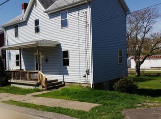 102 S Depot St, Mount Pleasant, PA 15666