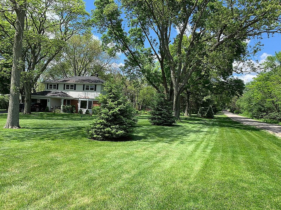 2nd image of 590 Onondaga Dr