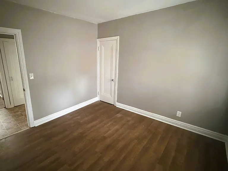 5292 Dickerson St — Photo 7