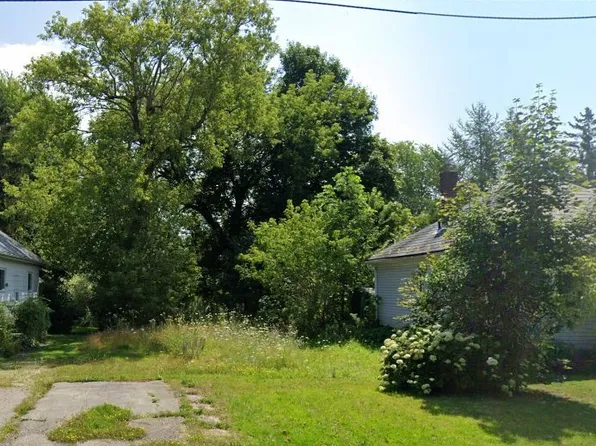 1537 5th Ave W, Owen Sound, ON N4K 5B4