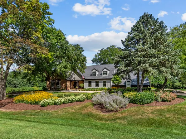 689 Thompsons Way, Inverness, IL 60067