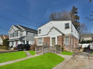 529 Stratford Rd, Hempstead, NY 11550
