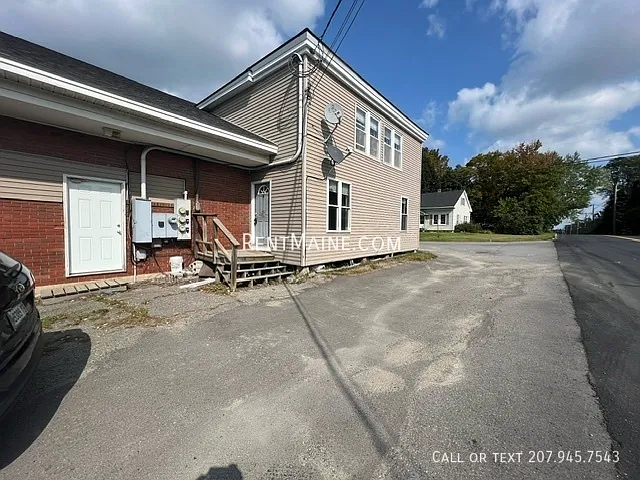 1817 Hammond St #2 — Photo 8