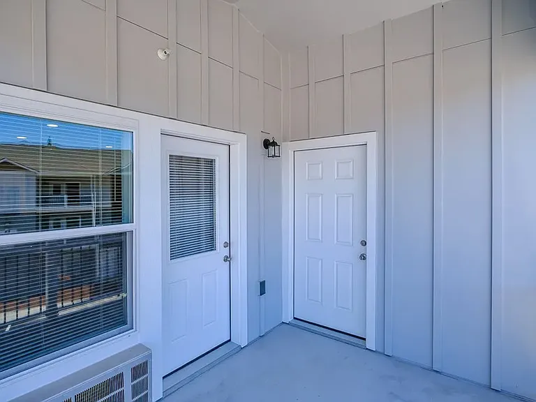 Cascade Meadows Apartments — Photo 16