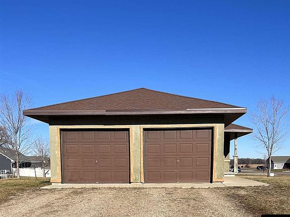 2nd image of 12990 Meadow Creek Dr
