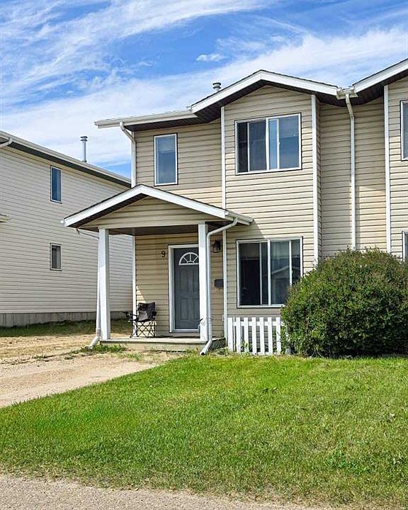 1st image of 9 Lakeview Est
